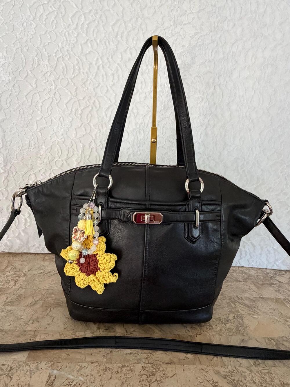 Coach Chelsea Black Leather Purse Handbag Double Handle 17847